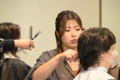 美容師／スタイリスト